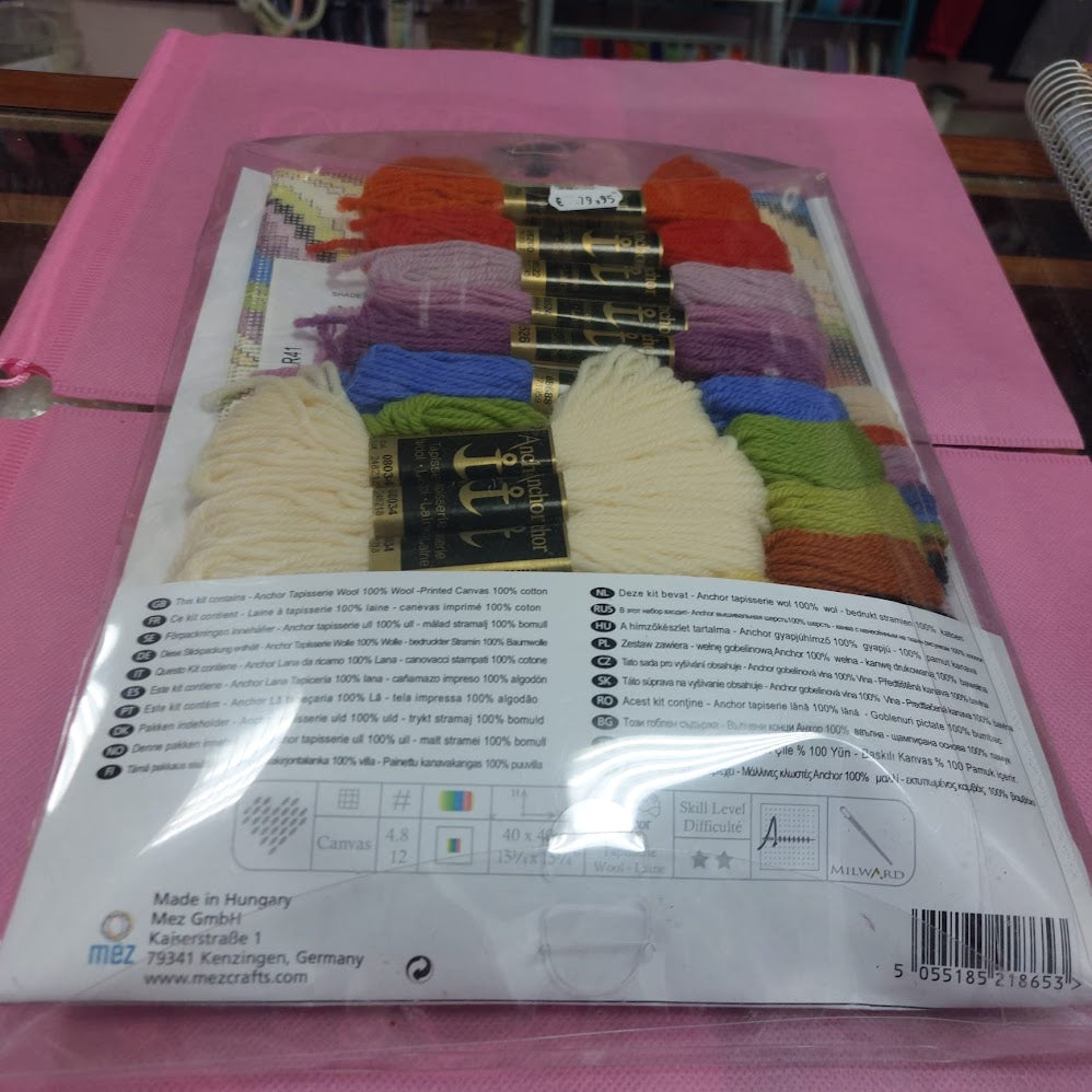 Cojín de Petit Point "Vintage Florentine" (Kit  ANCHOR ALR41)